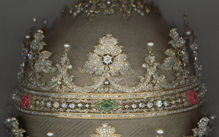 Image for story - Praise the Pavé