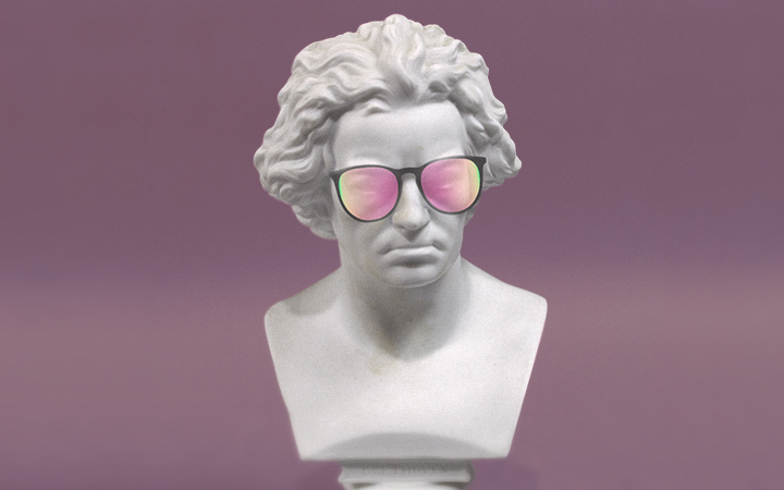 Shopping at Hayloft Auctions