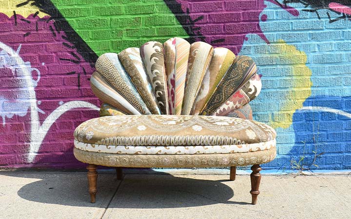 Image for story - Shopping at Hayloft Auctions!