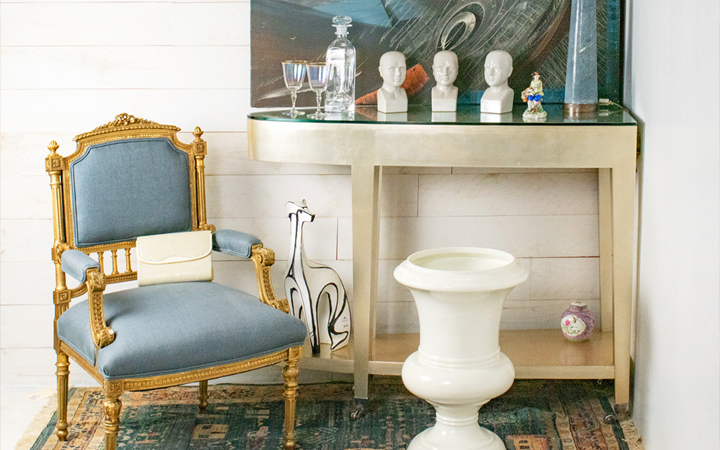 Image for story - Shopping at Hayloft Auctions!