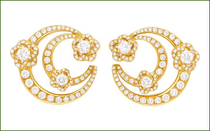 Bulgari Pair of Gold and Diamond Earclips
