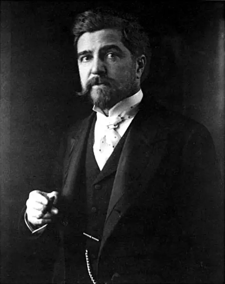 Louis Comfort Tiffany