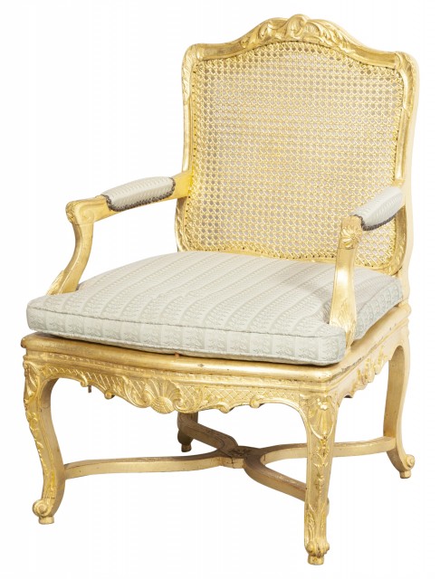 Régence Louis XIV / XV Style Giltwood Fauteuil