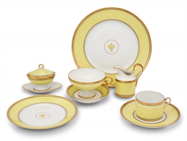 Ginori Yellow Ground Porcelain Table Service