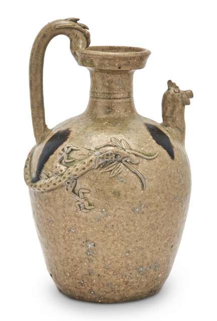 A Very Rare Chinese Yue Iron-Splashed Celadon Earthenware Chicken Head Ewer