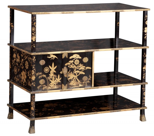 Japanese Gilt and Black Lacquered Étagère