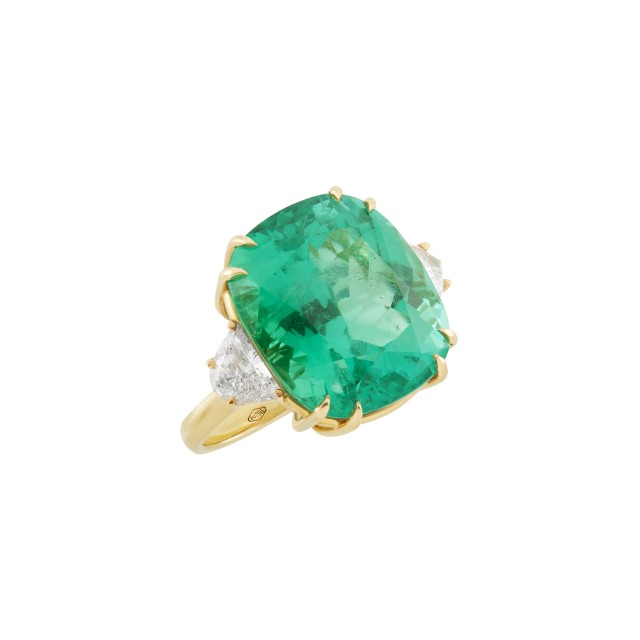 Gold, Emerald and Diamond Ring