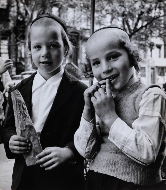 WERTHEIMER, ALFRED (1929-2014)  Group of three gelatin silver prints of New York Hassidim.