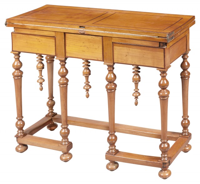 Continental Inlaid Fruitwood Games Table