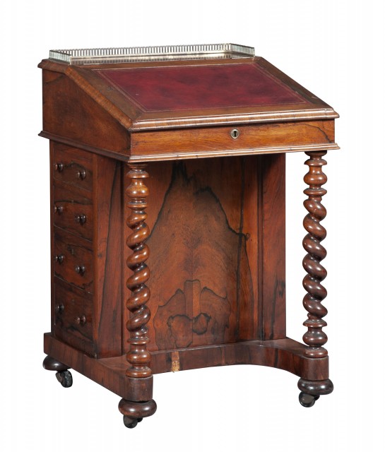 Victorian Rosewood and Maple Davenport