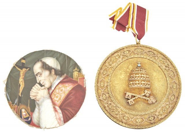 Italian Papal Medallion and Miniature Portrait of Pope Pius VII
