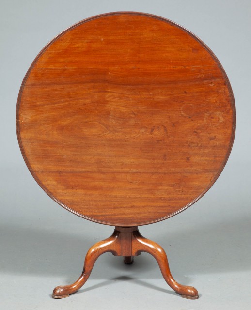 Chippendale Mahogany Tilt-Top Tea Table