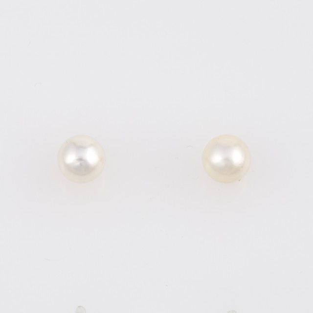 Two Gold and Bead Earrings, 14K 1 dwt. all