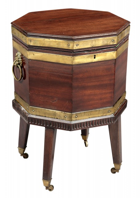 George III Mahogany and Brass-Bound Cellaret