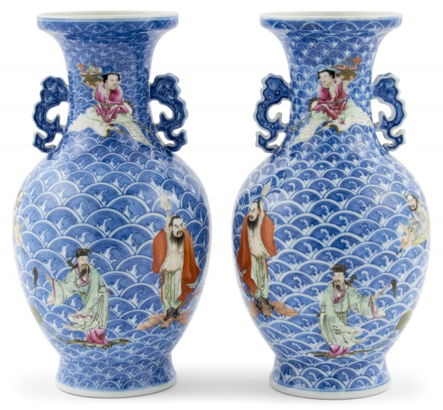 A Pair of Chinese Famille Rose Enameled Blue and White Porcelain Vases