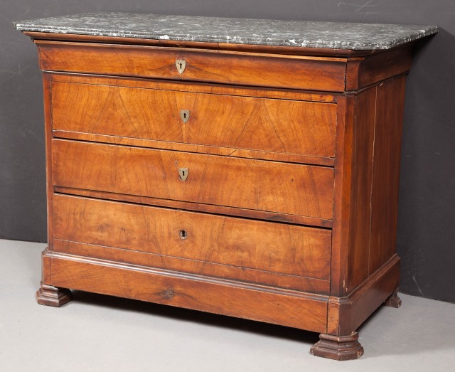 Restauration Mahogany Commode