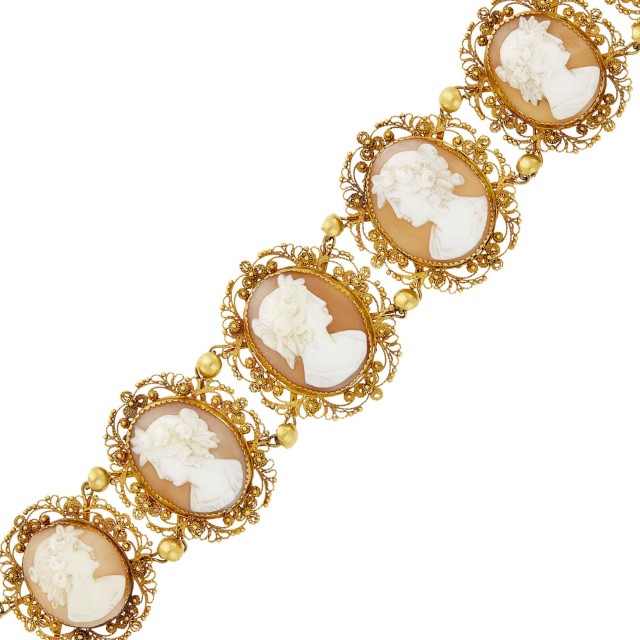 Antique Gold and Shell Cameo Bracelet