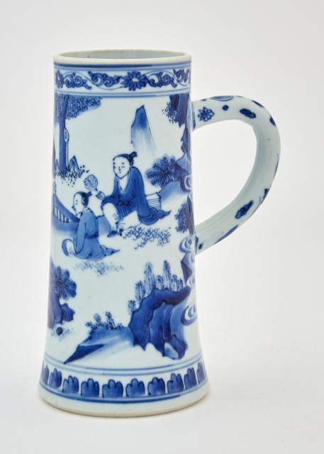 A Chinese Blue and White Porcelain Tankard