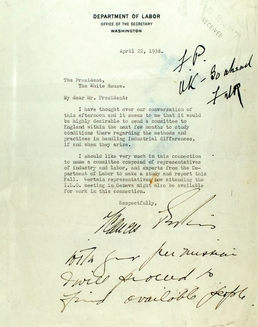 ROOSEVELT, FRANKLIN DELANO  Two signed items.