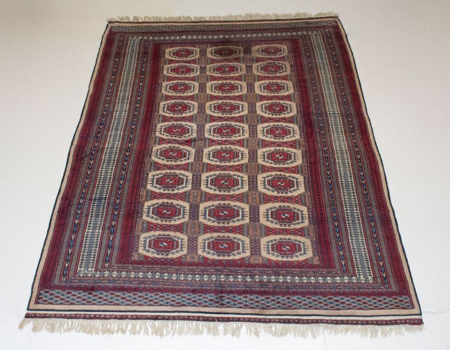 Pakistan Bokhara Carpet