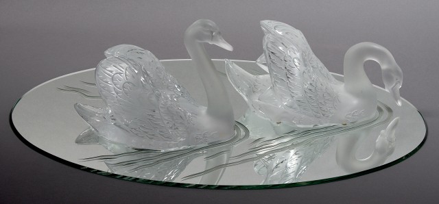 Lalique Molded Glass and Mirror Cygnes