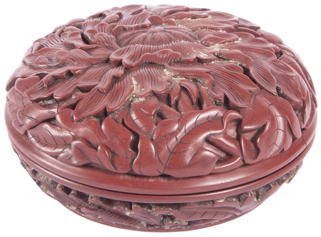 Japanese Ming-Style Tsuishu Lacquer Kogo