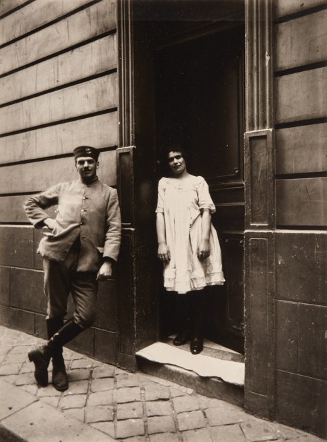 Berenice Abbott and Eugene Atget, Couple standing