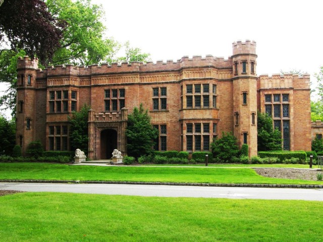 Mansion in May. Morris Township.