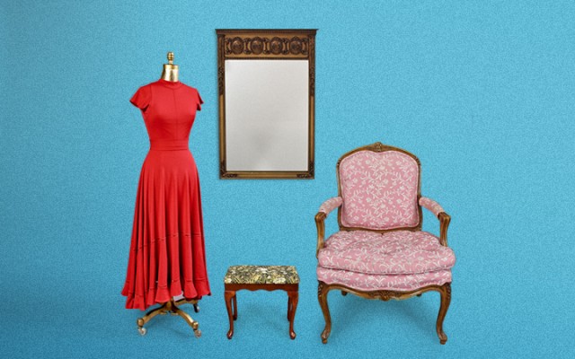 Shopping at Hayloft Auctions