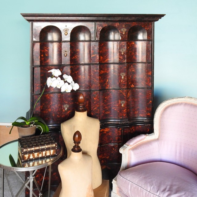 Kofski Antiques Estate Sale on DoyleatHome.com / Opening Sat, May 2 at 9am