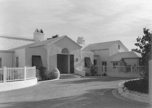 The Cooper’s Bermuda-inspired residence, 11940 Chaparel Street, Brentwood, CA, circa 1935. Image courtesy Maria Cooper Janis
