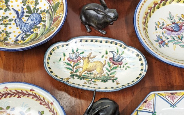 Shopping at Hayloft Auctions!